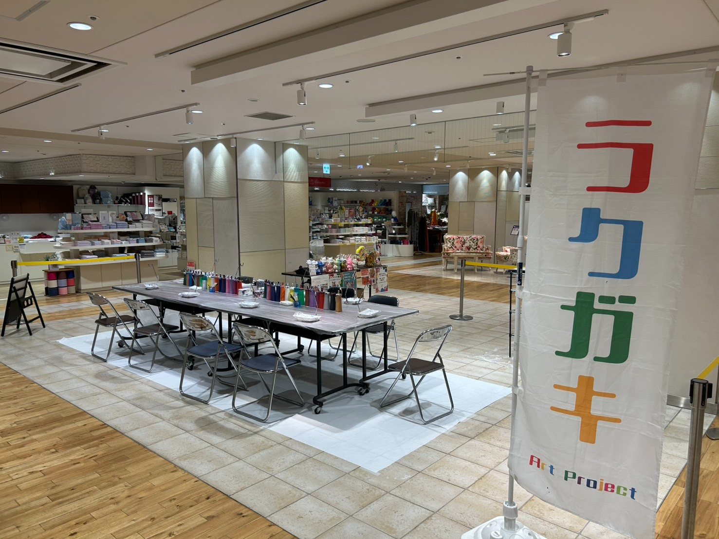 【福岡三越B1階】ラクガキアートワークショップ開催中